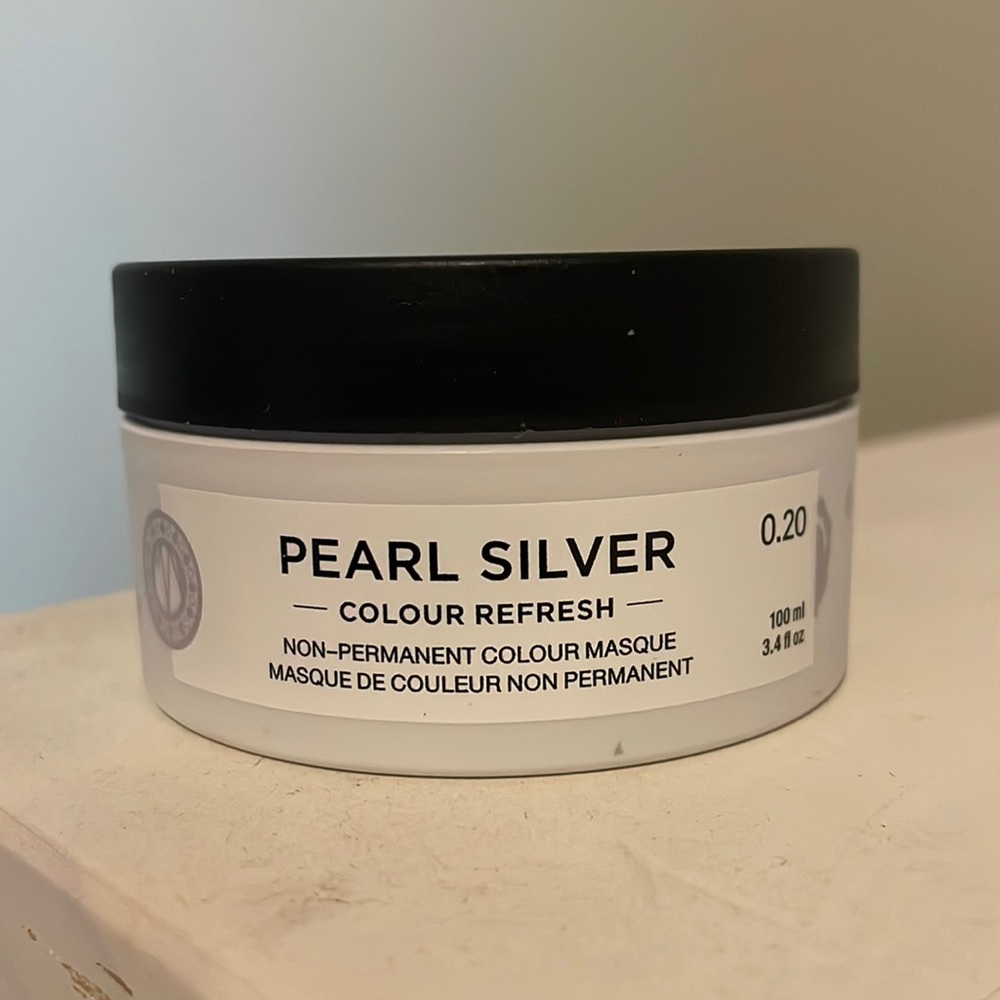 Pearl Silver Maria Nila Colour Refresh